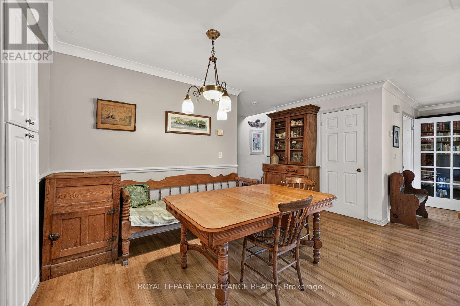 18 Thomas Street, Brockville, Ontario  K6V 5L1 - Photo 9 - X14108114