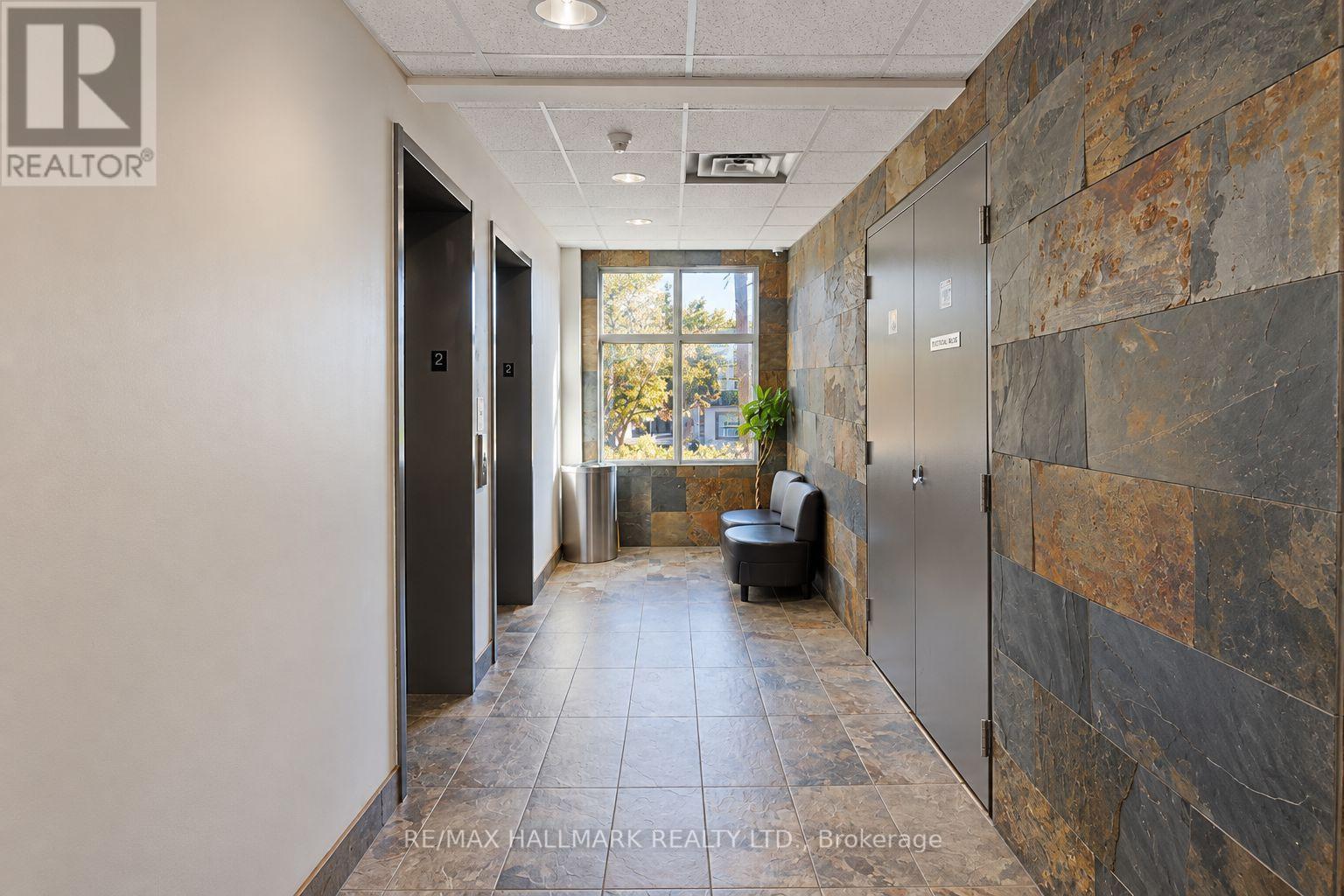 217 - 222 Finch Avenue W, Toronto, Ontario  M2R 1M6 - Photo 10 - C14108084