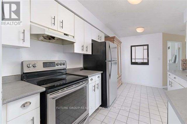 2213 - 24 Wellesley Street W, Toronto, Ontario  M4Y 1G1 - Photo 9 - C14108104