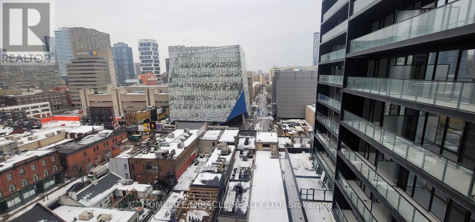 918 - 20 Edward Street, Toronto (Bay Street Corridor), Ontario  M5G 0C5 - Photo 4 - C14108228
