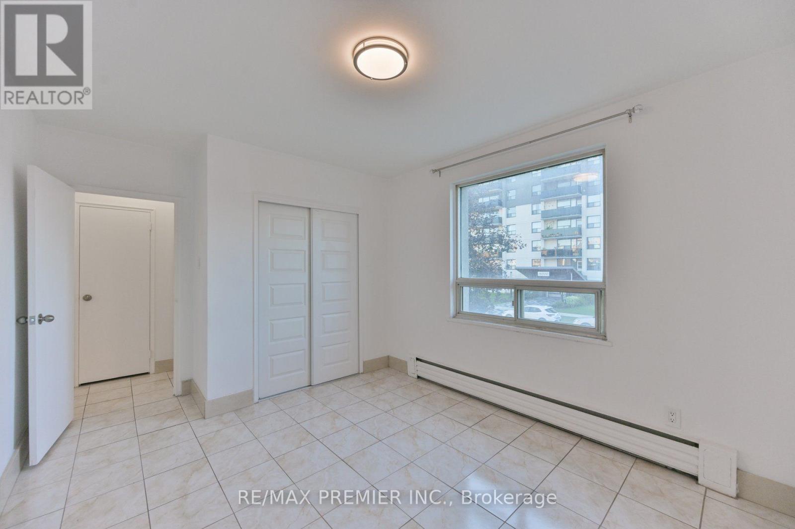 101 - 10 Ellison Avenue, Toronto (Clanton Park), Ontario  M3H 2J6 - Photo 6 - C14108294