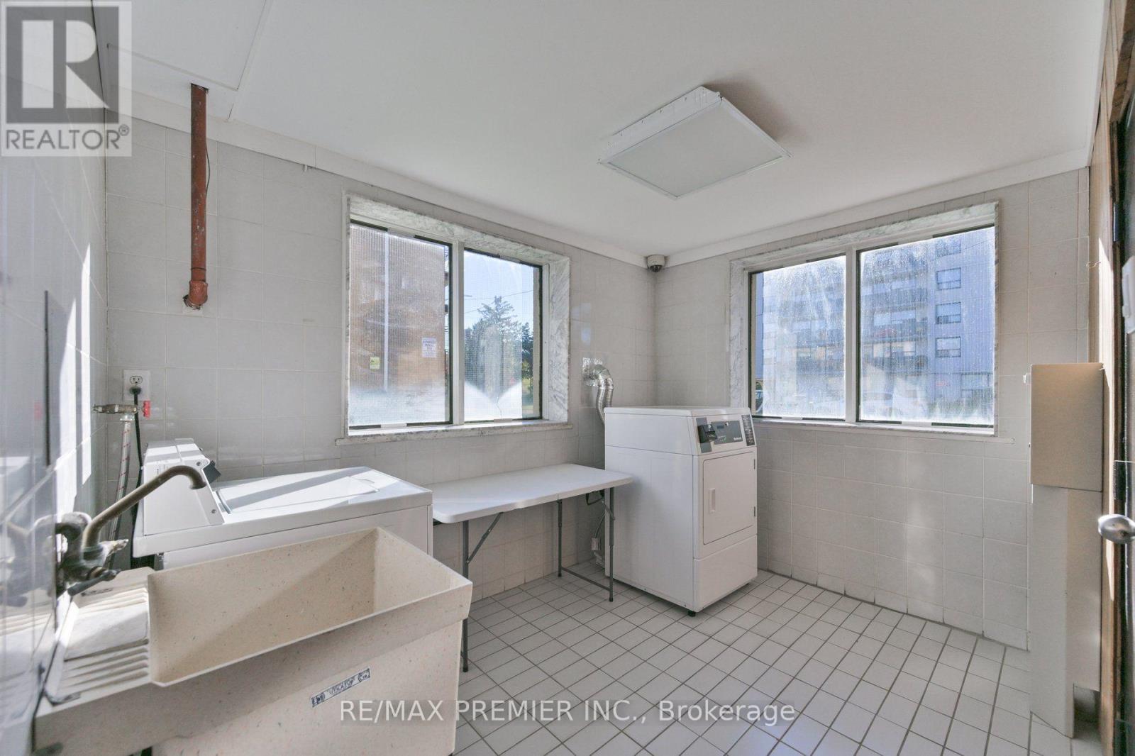 101 - 10 Ellison Avenue, Toronto (Clanton Park), Ontario  M3H 2J6 - Photo 8 - C14108294