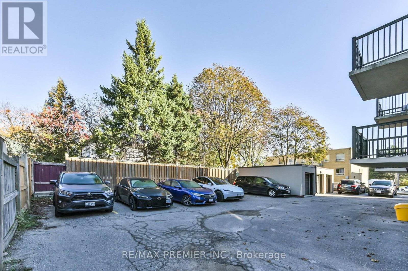 101 - 10 Ellison Avenue, Toronto (Clanton Park), Ontario  M3H 2J6 - Photo 9 - C14108294