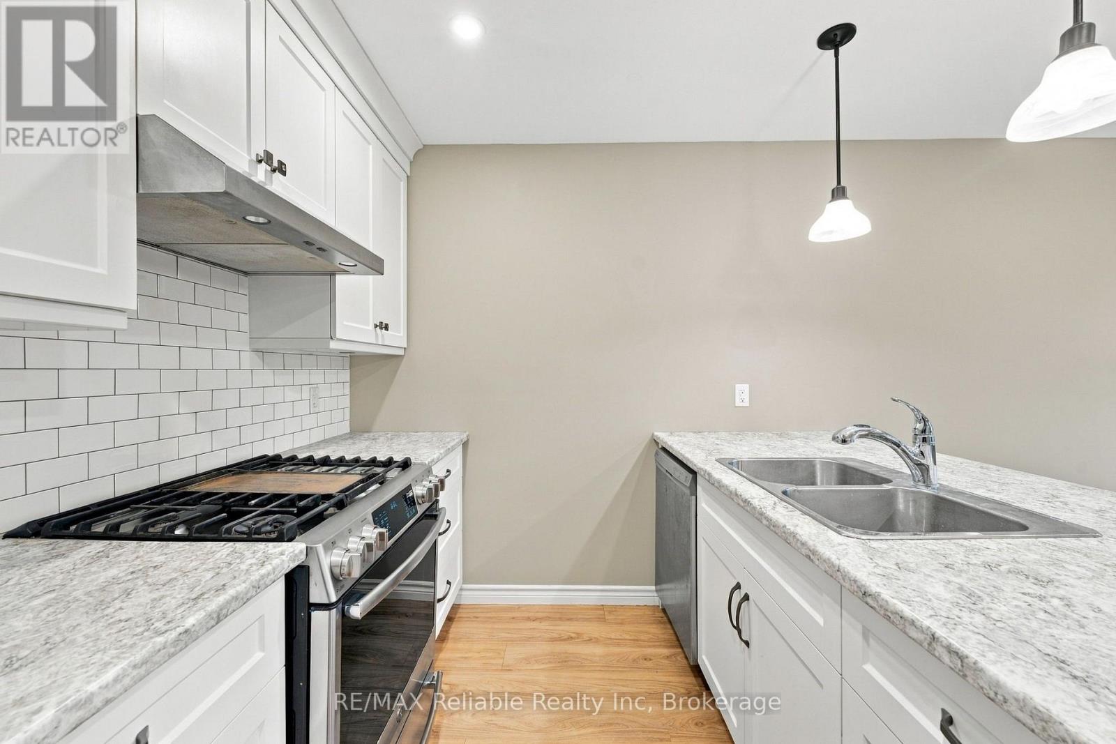 80 Huron Street, Huron East, Ontario  N0K 1W0 - Photo 17 - X14108092