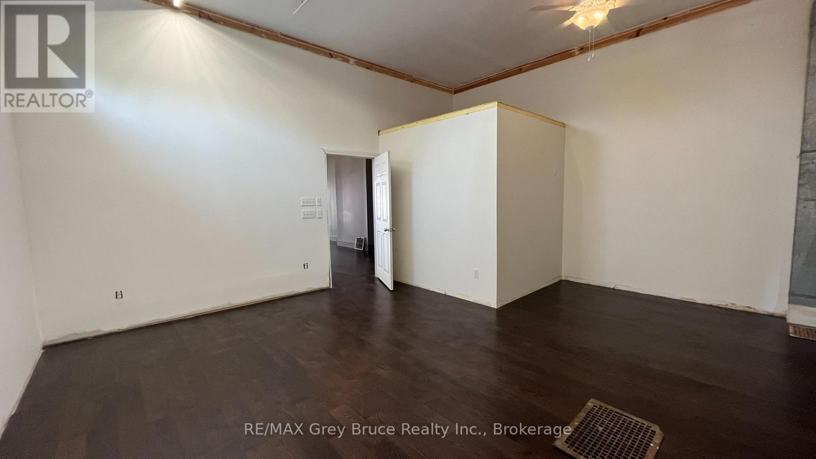 36 1st Avenue S, Arran-Elderslie, Ontario  N0G 1L0 - Photo 12 - X14108284