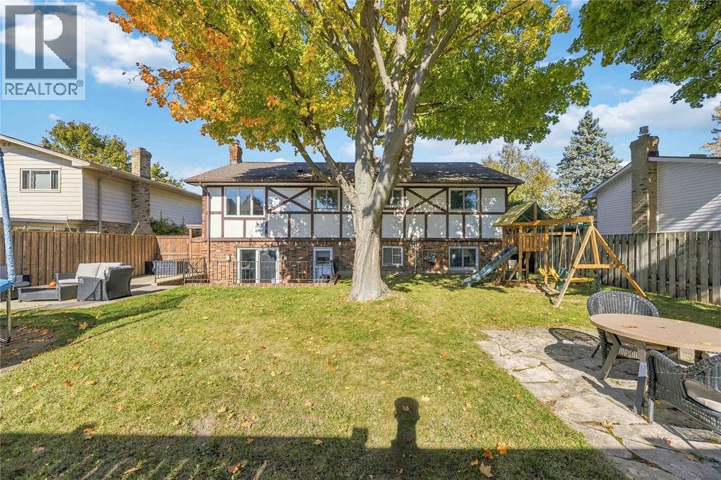 1067 Sheffield Street, Sarnia, Ontario  N7S 4R7 - Photo 31 - 26026050