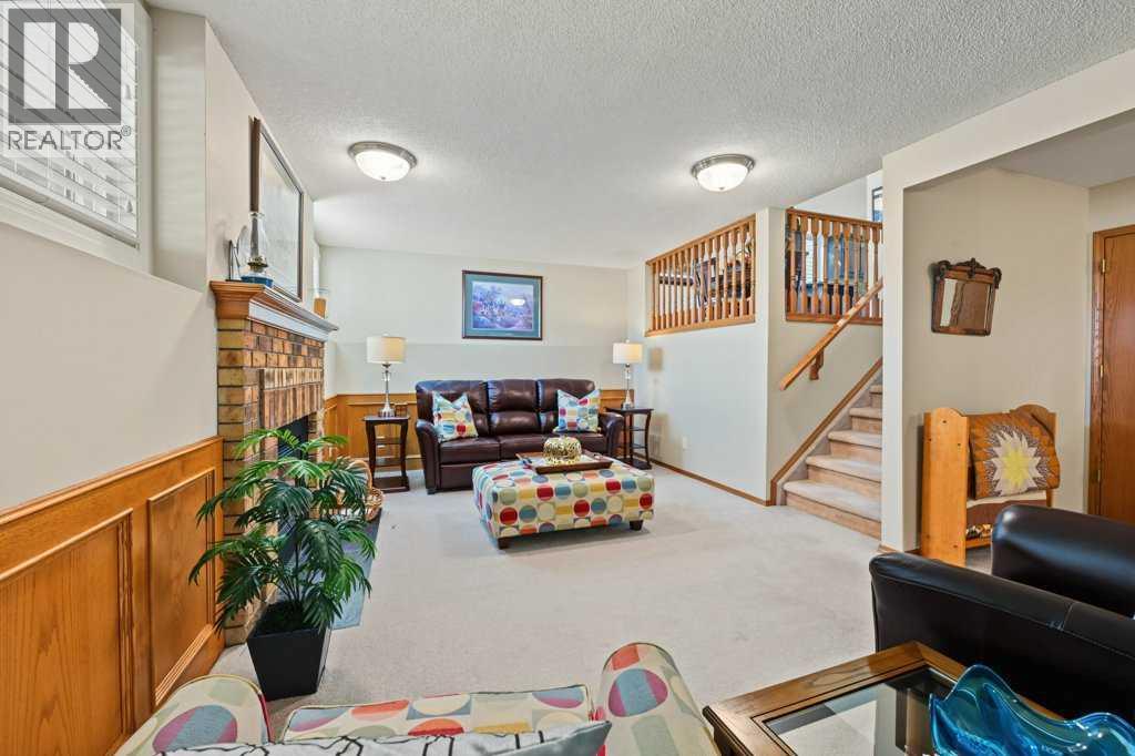 51 Douglasbank Gardens SE, Calgary, Alberta  T2Z 2C9 - Photo 25 - A2349868