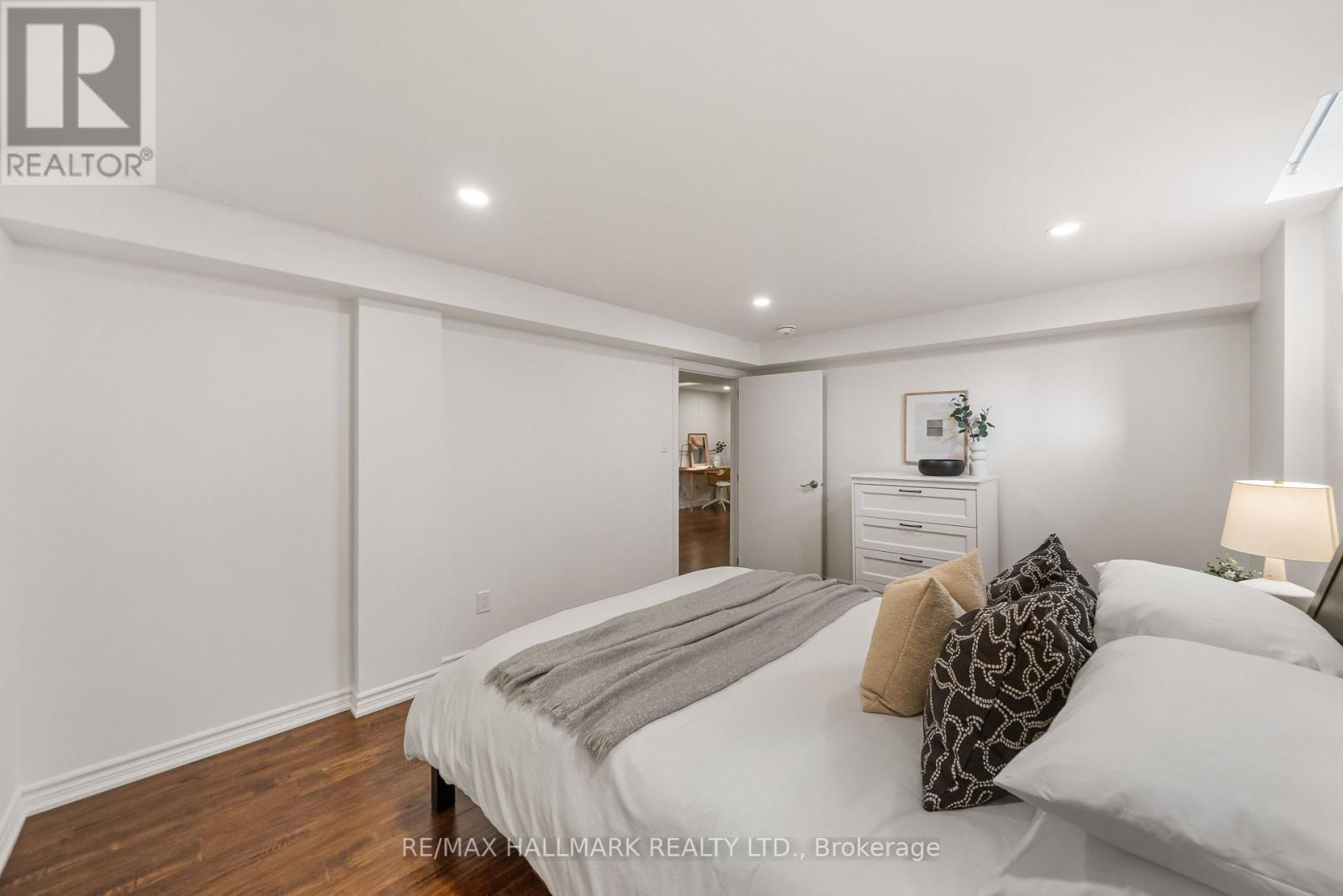 5 Chumleigh Crescent, Markham, Ontario  L3T 4G5 - Photo 35 - N14108122