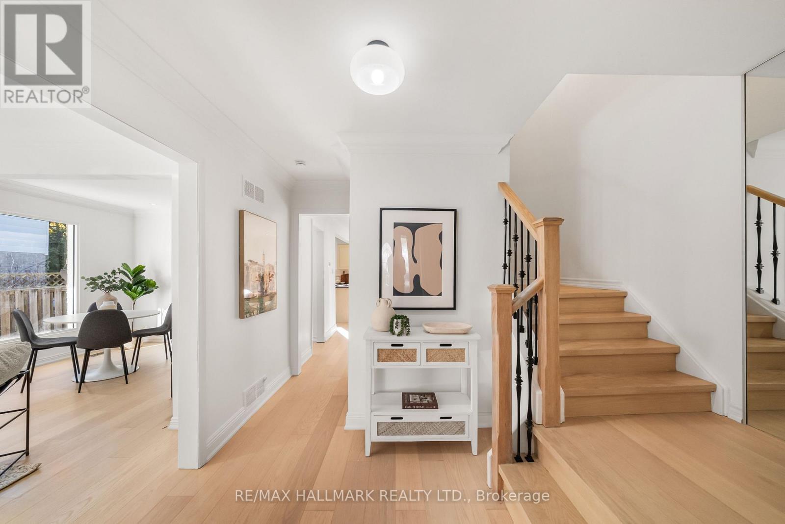 5 Chumleigh Crescent, Markham, Ontario  L3T 4G5 - Photo 4 - N14108122