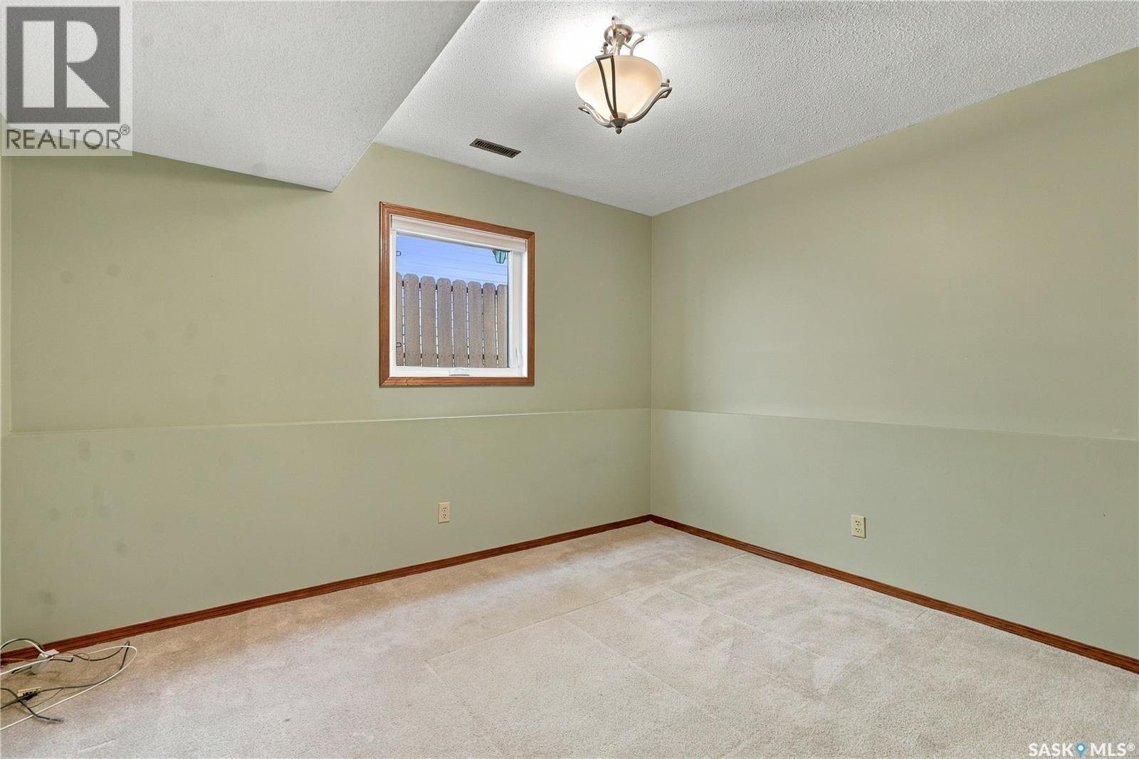 518 Bronson Crescent, Saskatoon, Saskatchewan  S7J 5E3 - Photo 23 - SK051690