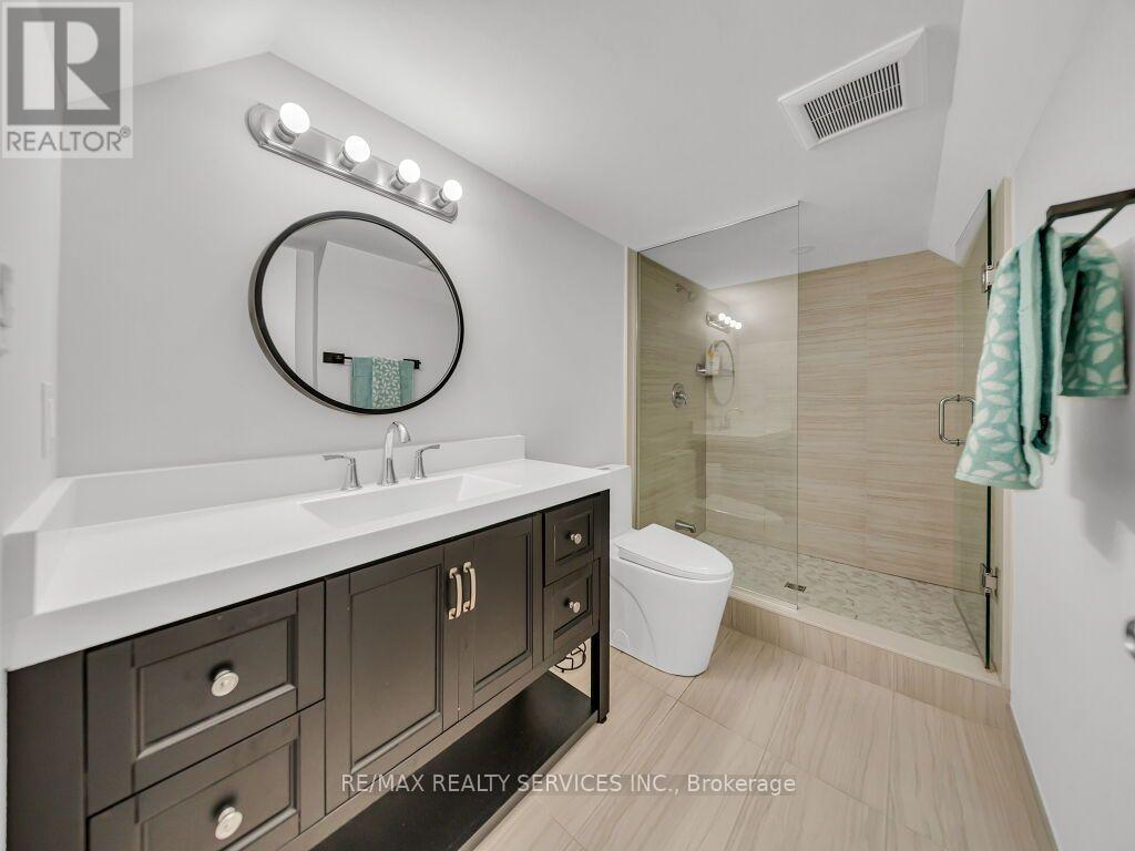 61 Sir Jacobs Crescent, Brampton, Ontario  L7A 3T5 - Photo 43 - W14108132