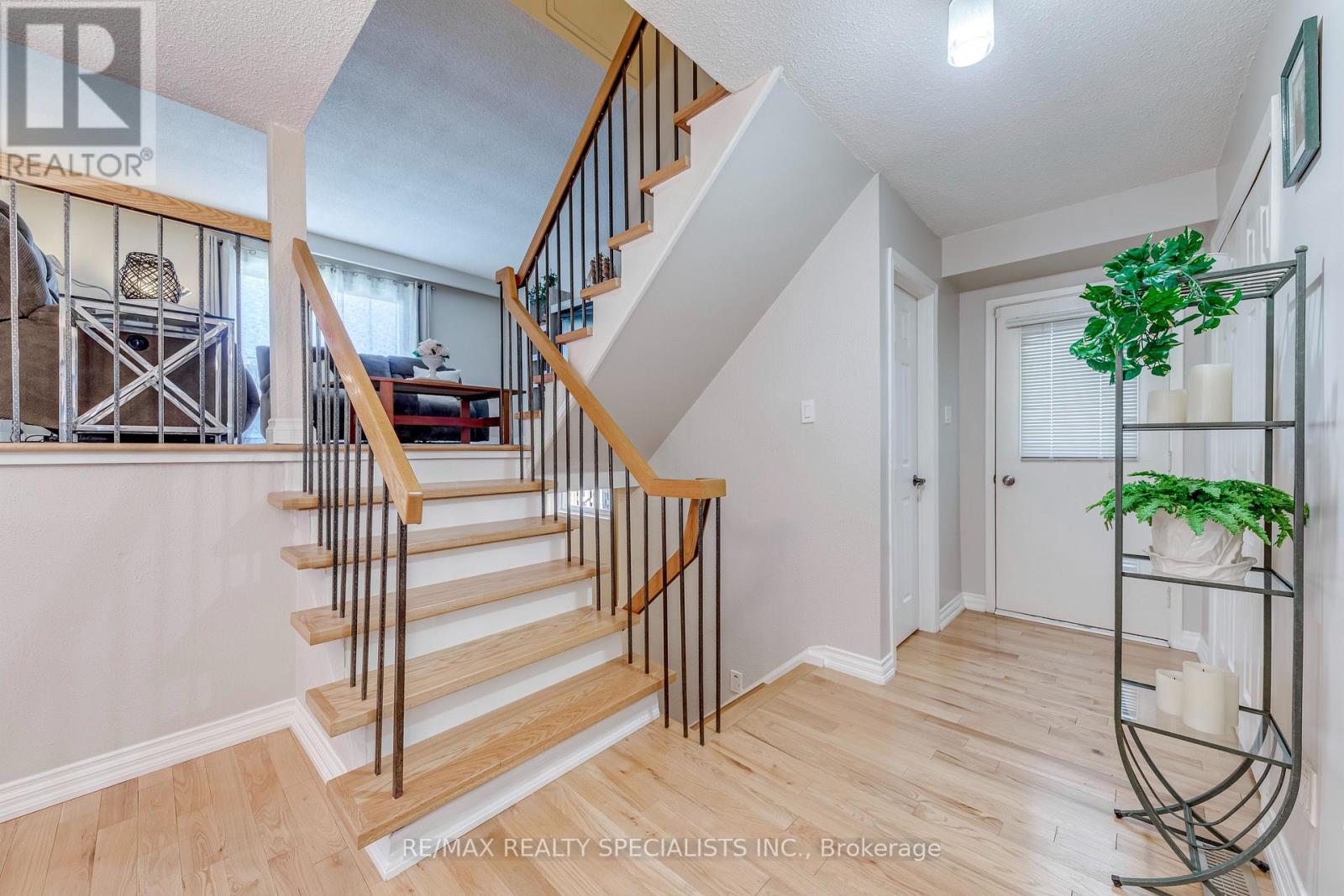 69 Winterfold Drive, Brampton, Ontario  L6V 3S9 - Photo 15 - W14108226