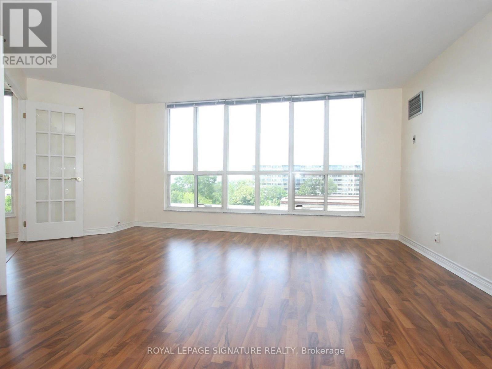703 - 2285 Lake Shore Boulevard W, Toronto, Ontario M8V 3X9 - Photo 2 - W14108240