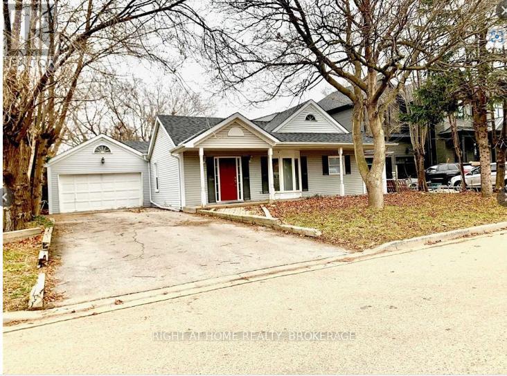 15 JOHN STREET, Milton, Ontario