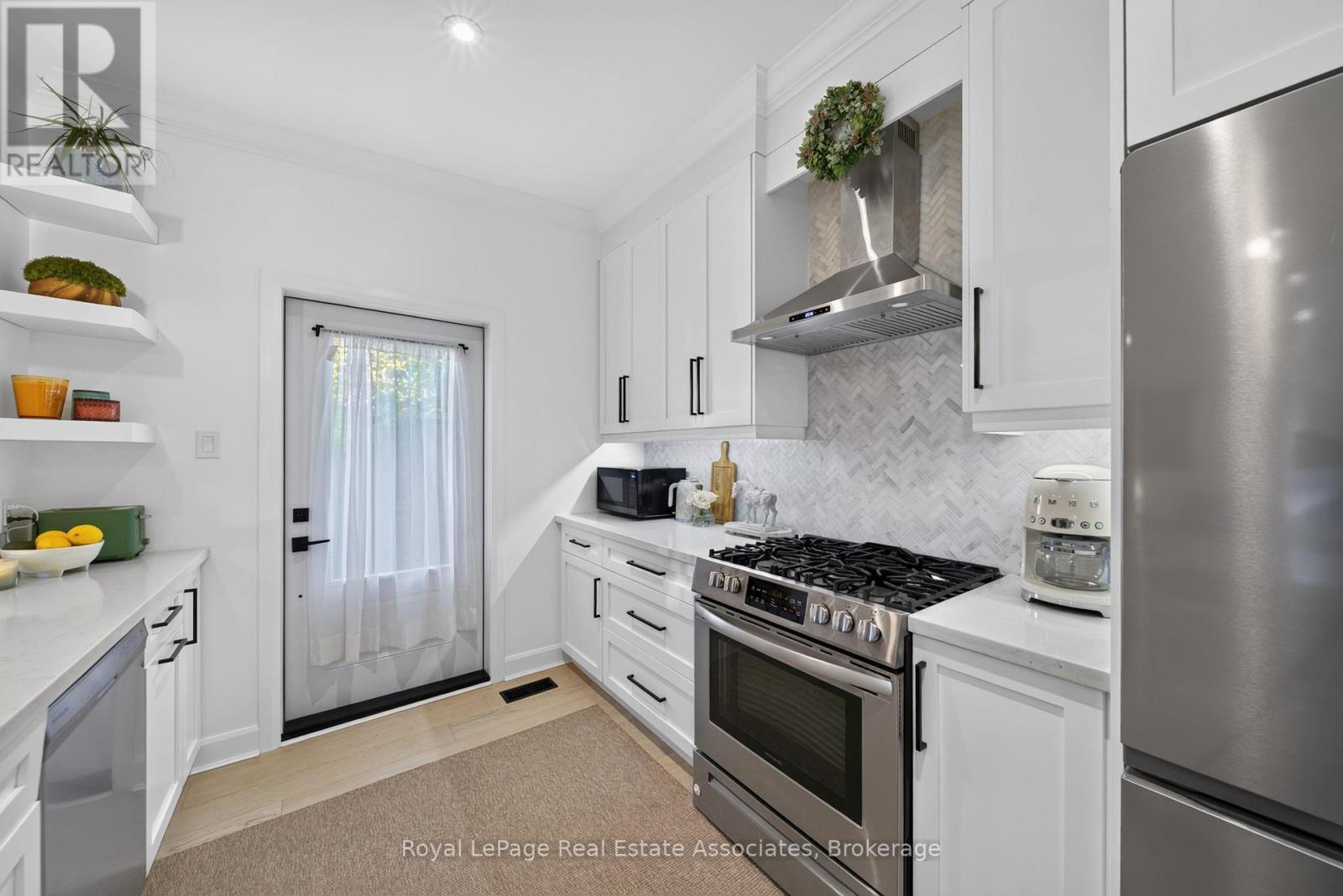 2604 Constable Road, Mississauga, Ontario  L5J 1W2 - Photo 4 - W14108296