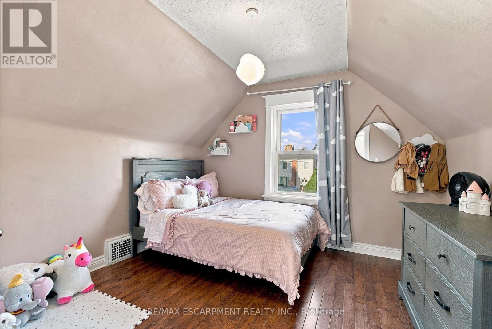 153 Albany Avenue, Hamilton, Ontario  L8H 2H7 - Photo 18 - X14108066