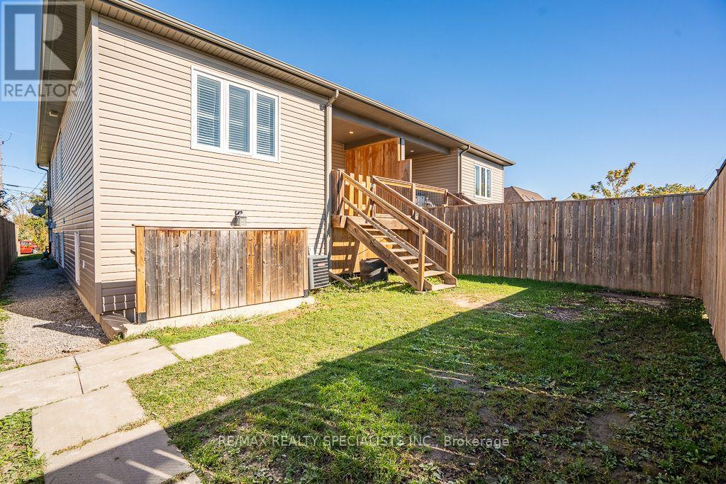 22 Elm Street, St. Catharines, Ontario  L2P 2B7 - Photo 33 - X14108118