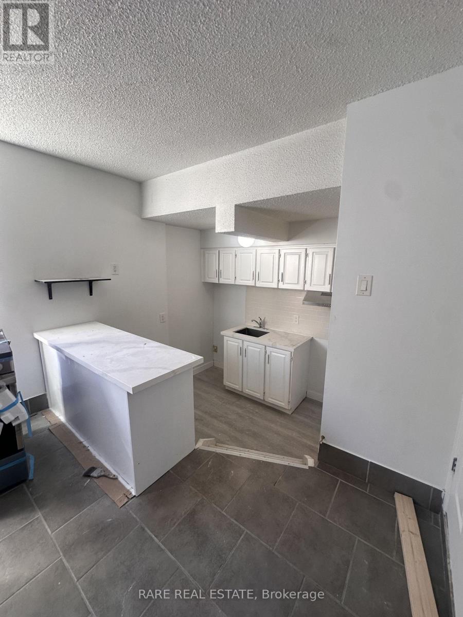 5 - 120 SPENCER AVENUE, Toronto, Ontario