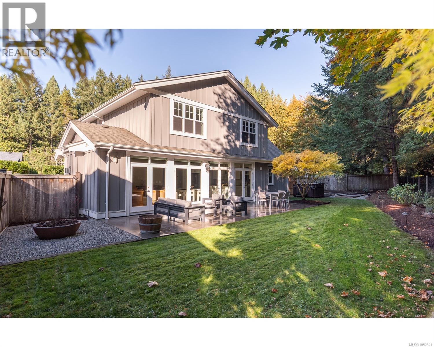 300 Sunningdale Rd E