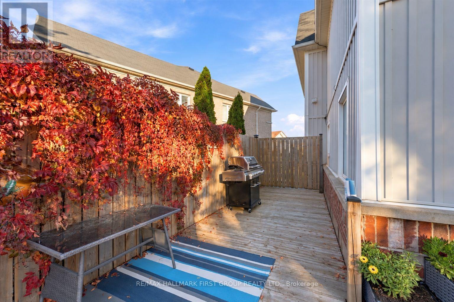38 Gallimere Court, Whitby (Blue Grass Meadows), Ontario  L1N 0J5 - Photo 41 - E14106546