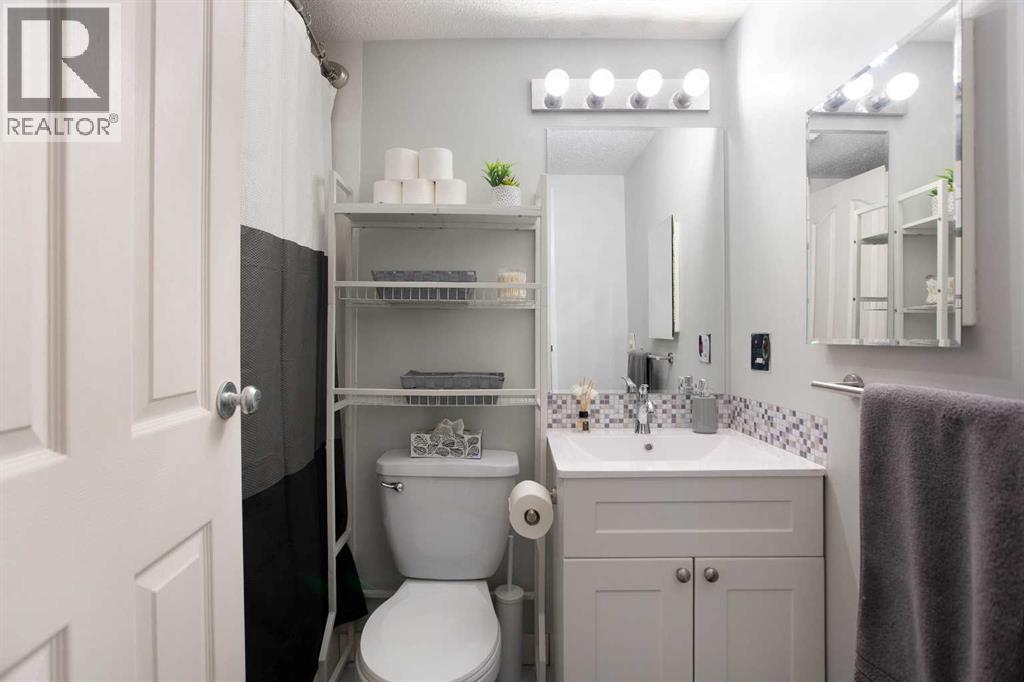 1513, 11010 Bonaventure Drive SE