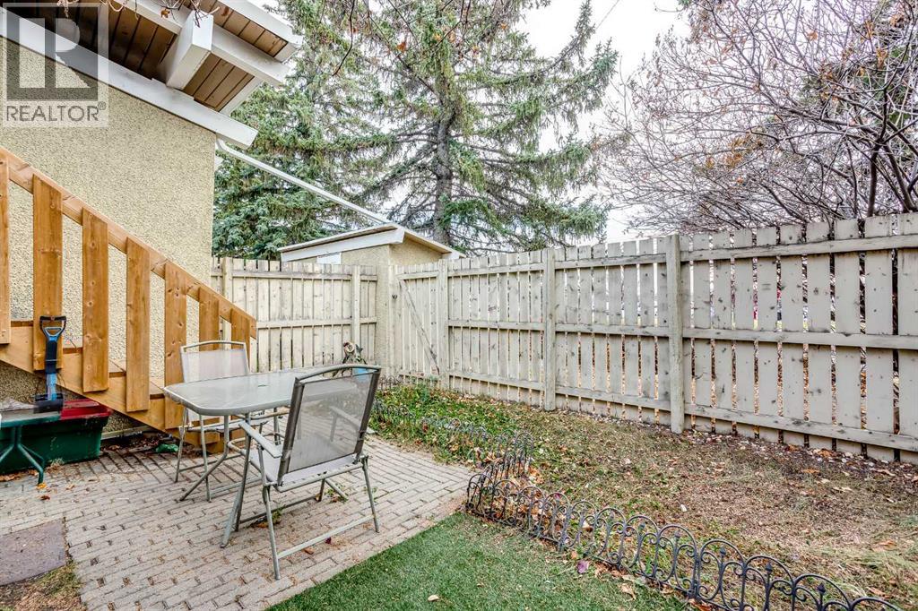 1513, 11010 Bonaventure Drive SE