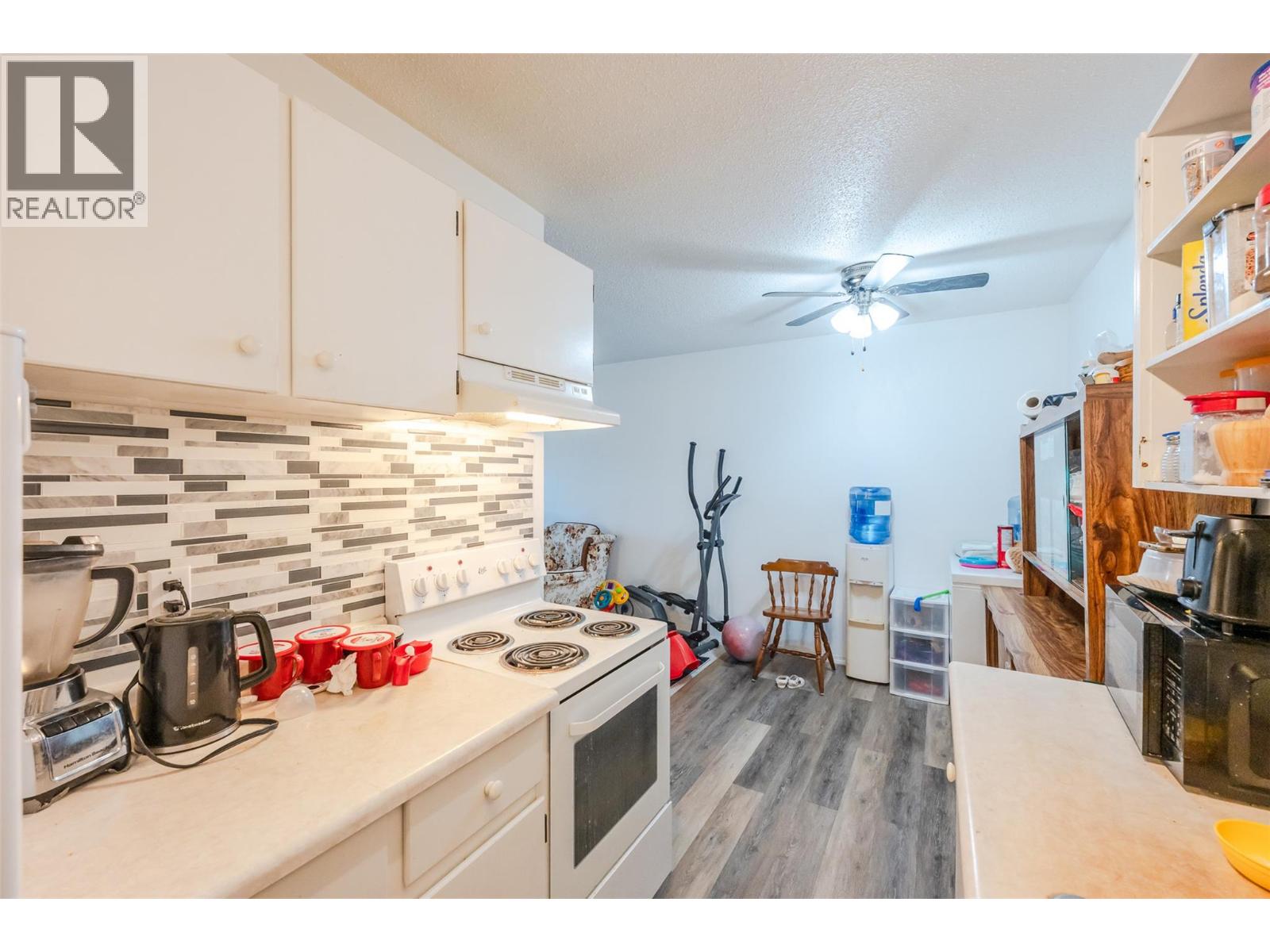 803 Fairview Road Unit# 203