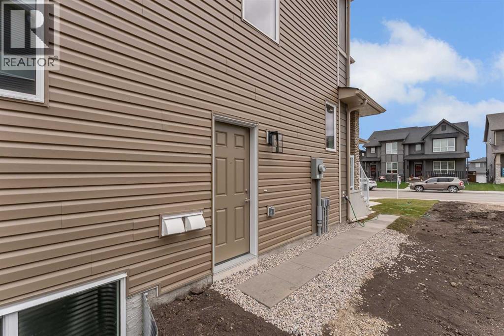 27 Creekside Rise SW, Calgary, Alberta  T2X 5V9 - Photo 37 - A2338861