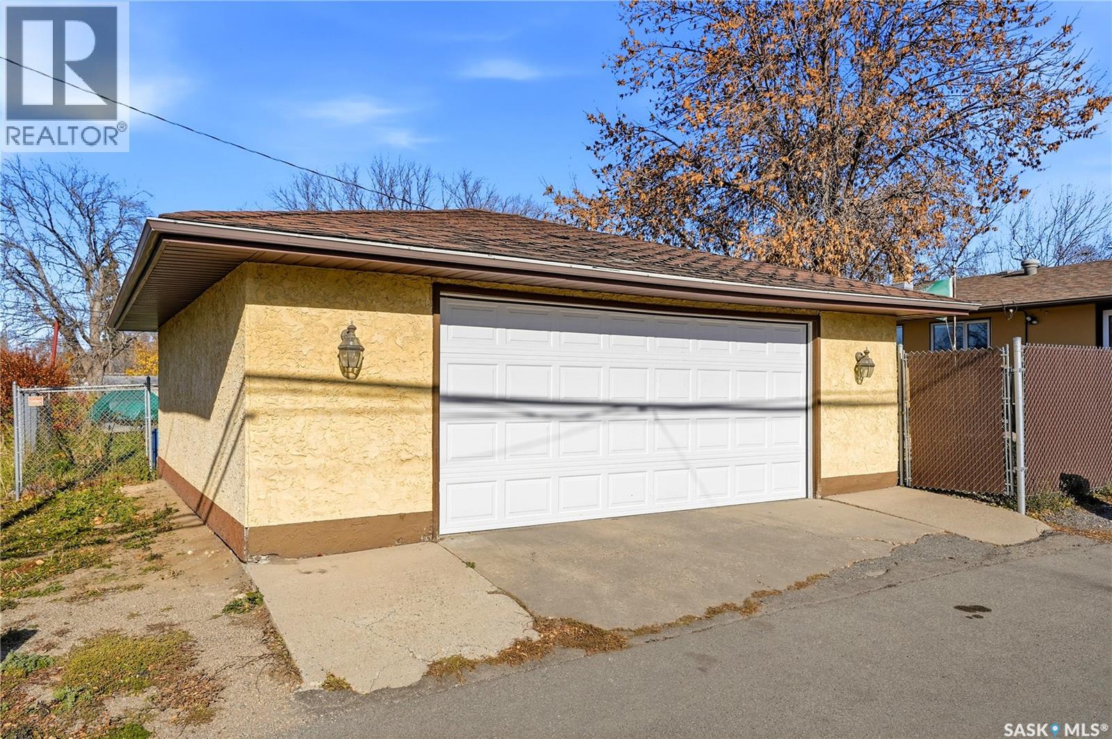2354 Harvey Street, Regina, Saskatchewan  S4N 2N3 - Photo 41 - SK051717