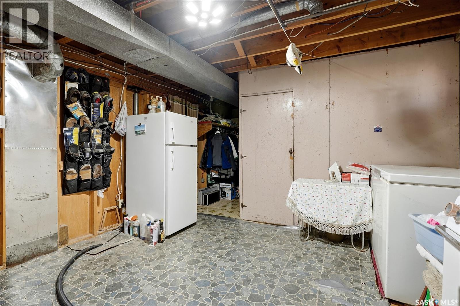 2354 Harvey Street, Regina, Saskatchewan  S4N 2N3 - Photo 30 - SK051717