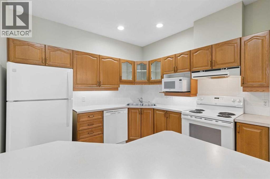 420, 5201 Dalhousie Drive NW, Calgary, Alberta T3A 5Y7 - Photo 9 - A2349215