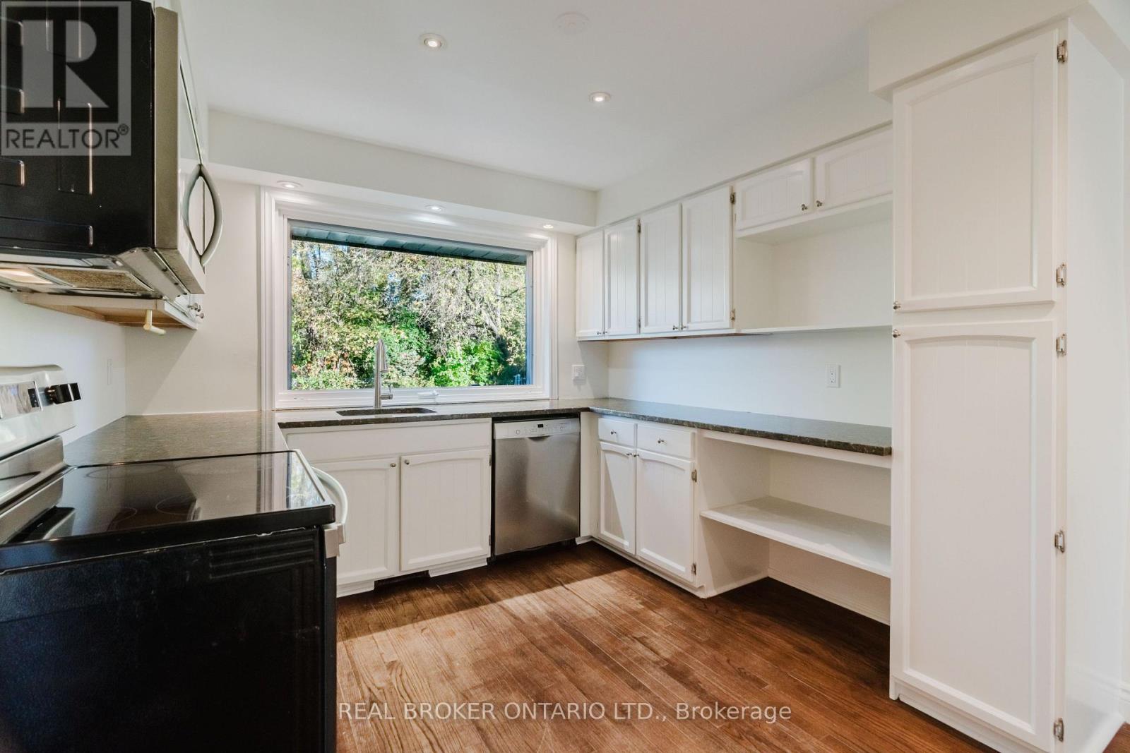 905 Plante Drive, Ottawa, Ontario  K1V 9E3 - Photo 11 - X14108396