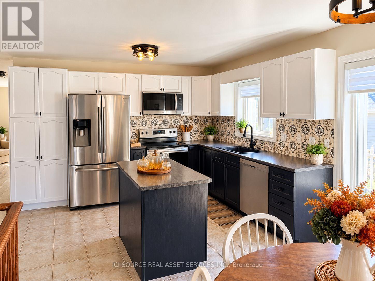 248 Spruce Street, Clearview, Ontario  L0M 1S0 - Photo 6 - S13807918