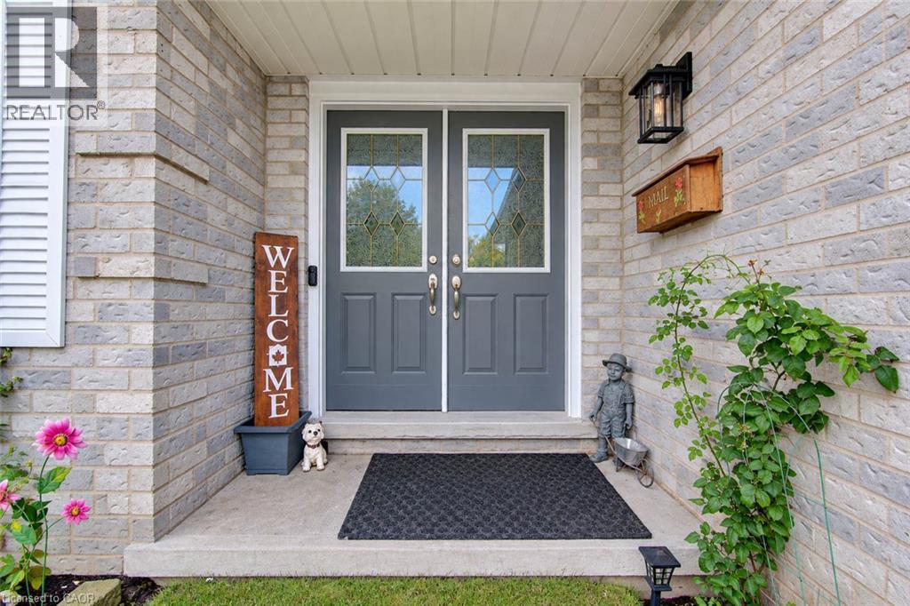 46 Robson Avenue, Cambridge, Ontario  N1T 1L2 - Photo 2 - 40871108