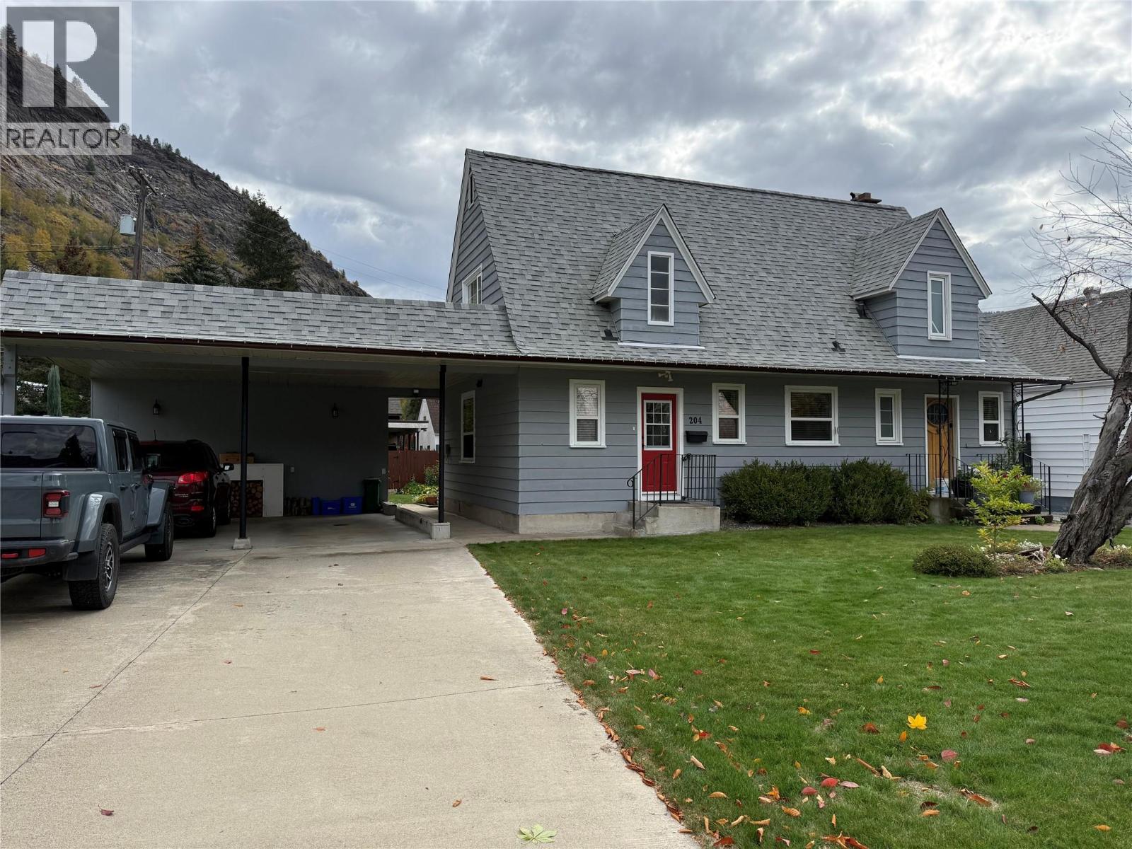 204 DIANA Crescent, Trail, British Columbia