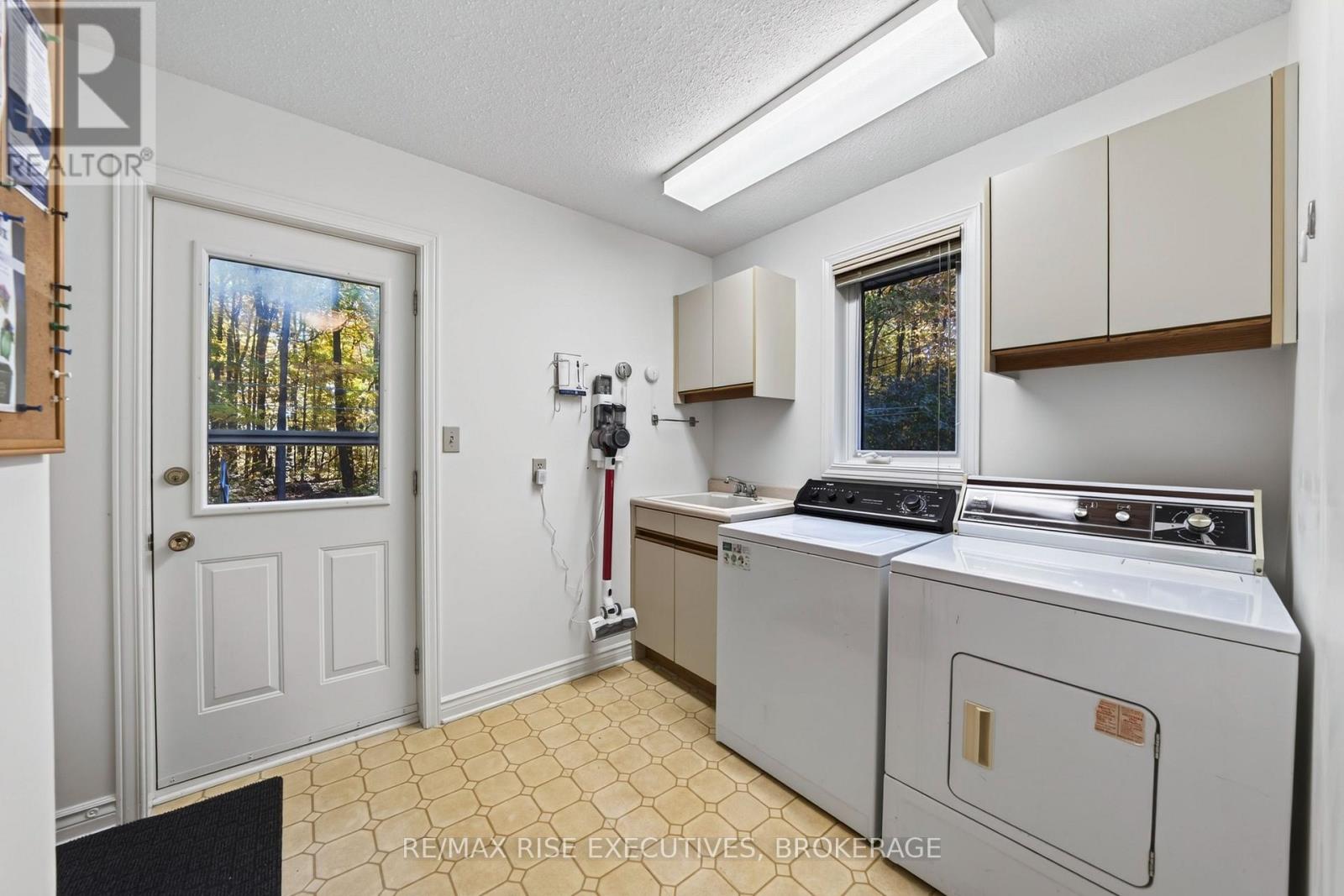 1685 Woodmount Grove, Kingston, Ontario  K0H 1S0 - Photo 17 - X14107648