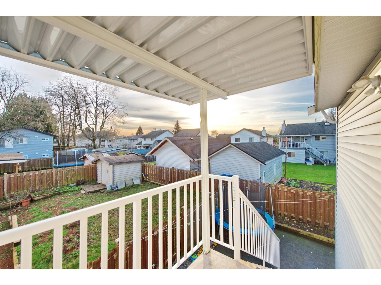 7681 125 Street, Surrey, British Columbia  V3W 7W2 - Photo 6 - R3177860