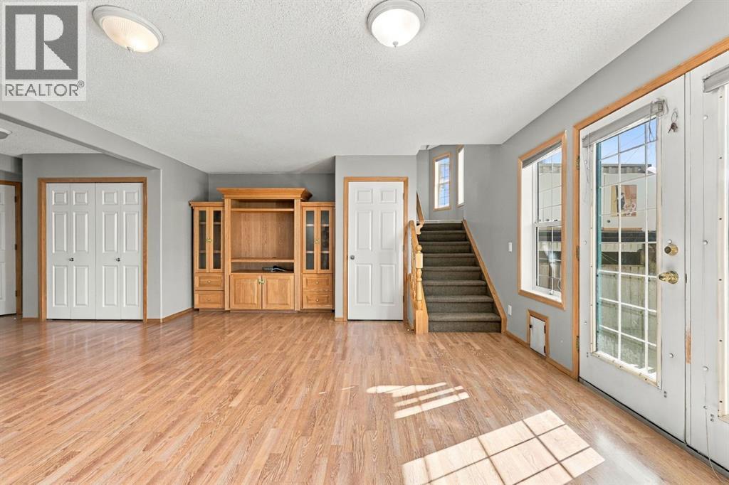184 Hidden Circle NW, Calgary, Alberta  T3A 5G8 - Photo 35 - A2352297