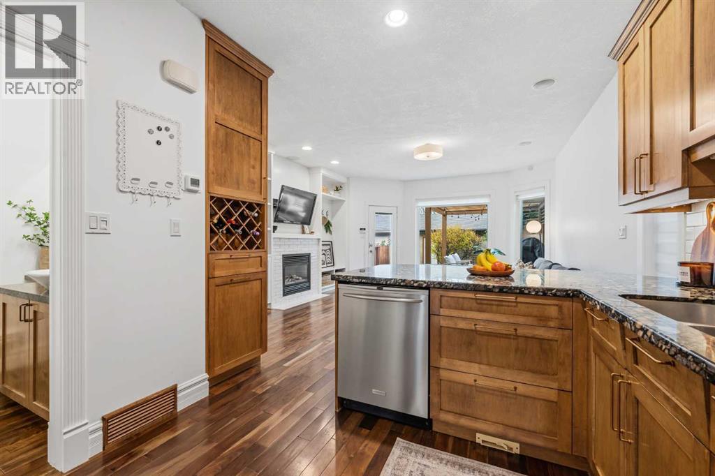 2422 3 Avenue NW, Calgary, Alberta  T2N 0L1 - Photo 11 - A2352952