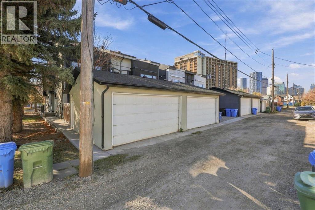 2, 840 McPherson Road NE