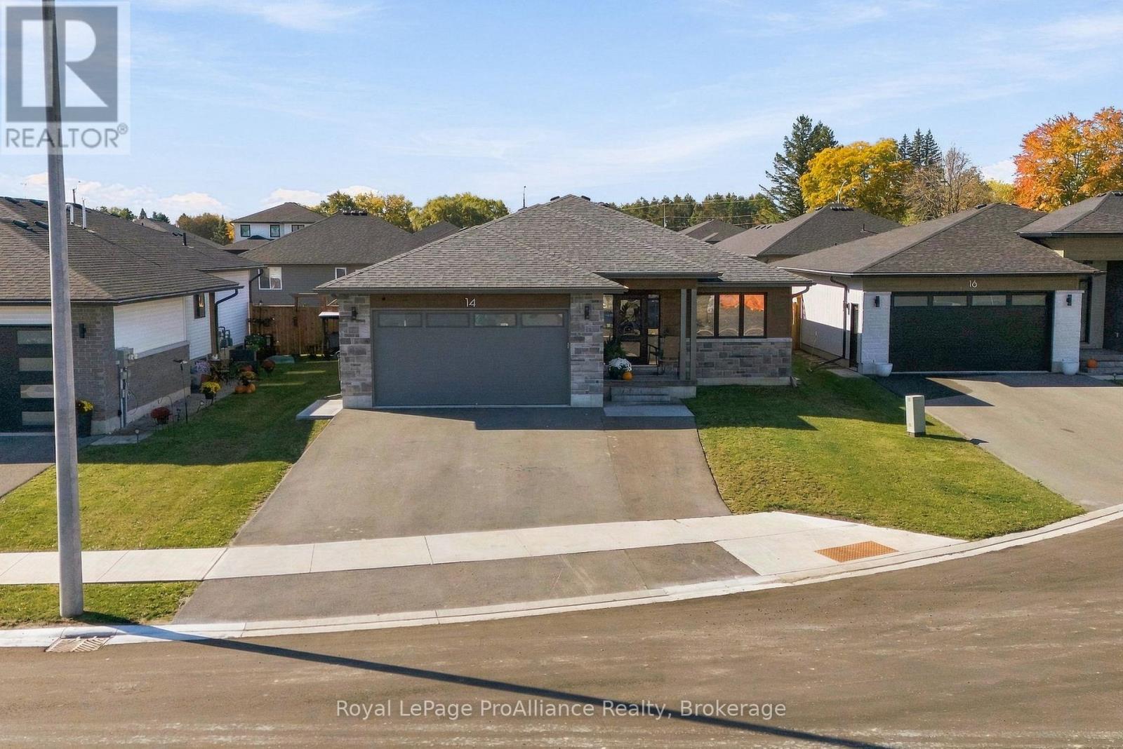 14 Horton Court, Belleville, Ontario  K8P 0H3 - Photo 4 - X14108564