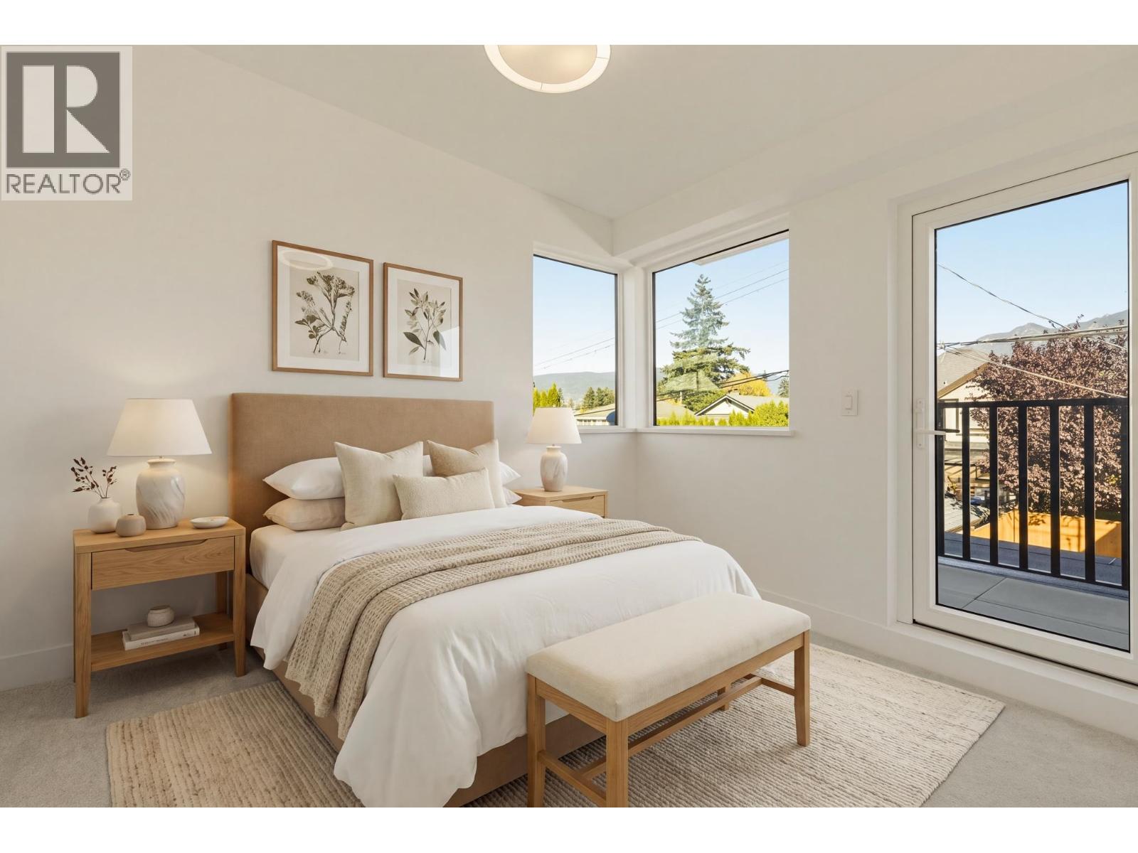 2 328 W 14TH STREET