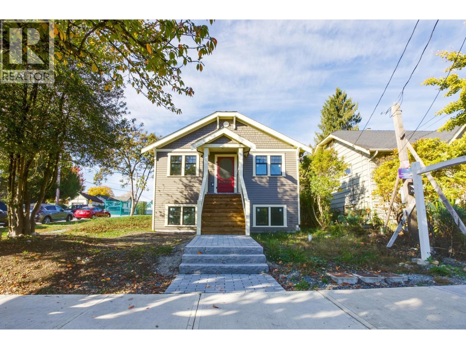 441 FADER STREET, New Westminster, British Columbia