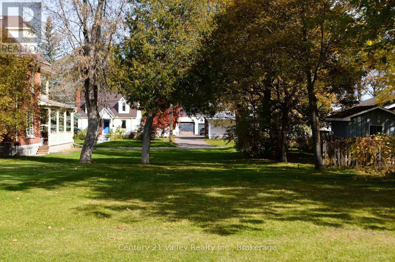 22 Lorne Street N, Renfrew, Ontario  K7V 1K9 - Photo 5 - X14108430