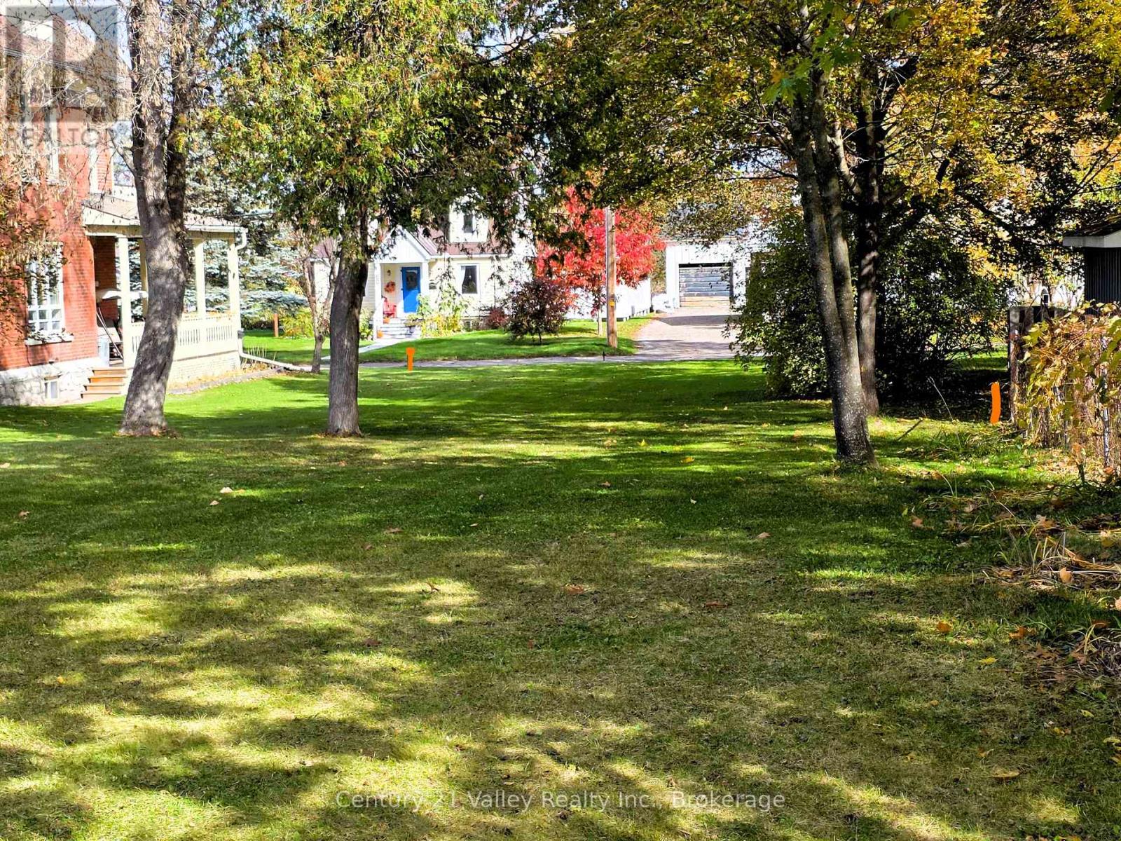 22 Lorne Street N, Renfrew, Ontario  K7V 1K9 - Photo 6 - X14108430
