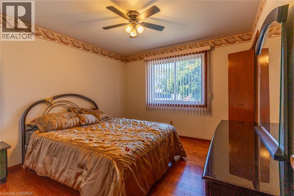 30 Woodway Trail, Brantford, Ontario  N3R 6G7 - Photo 21 - 40871642