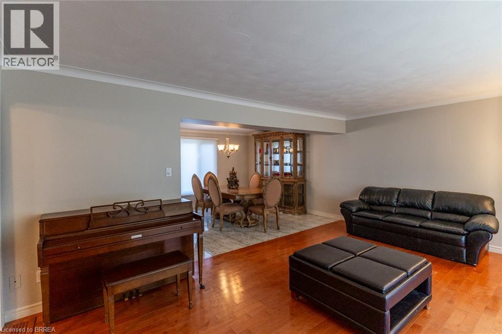 30 Woodway Trail, Brantford, Ontario  N3R 6G7 - Photo 8 - 40871642