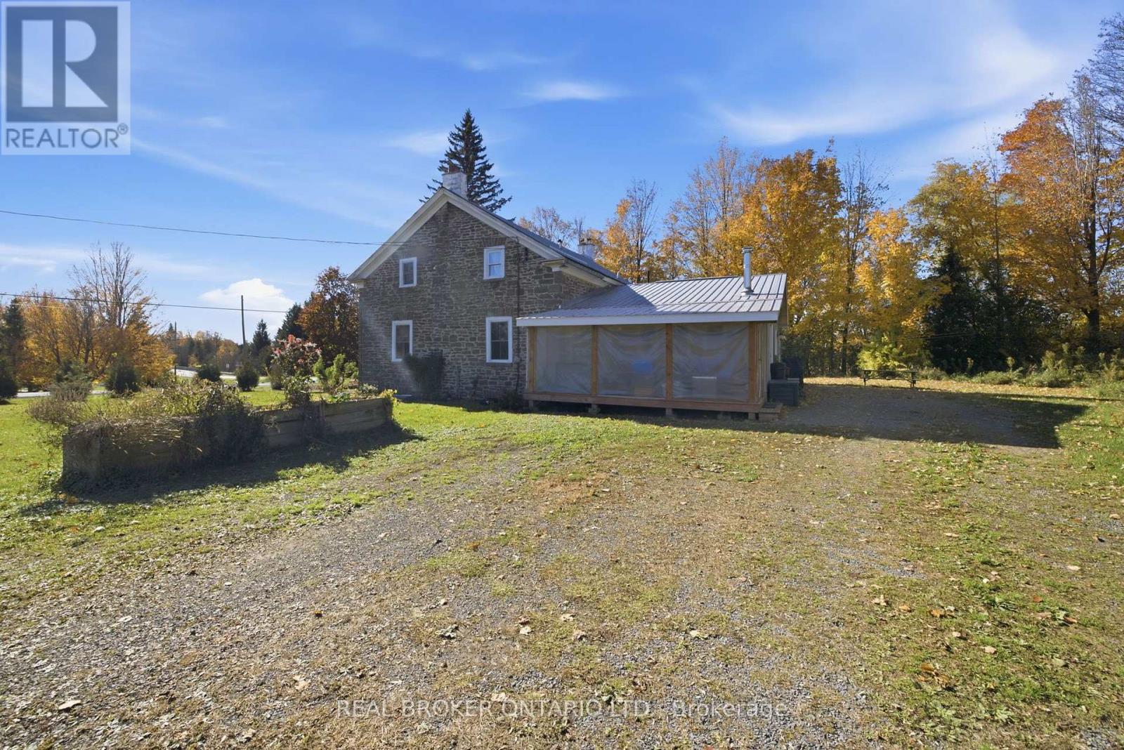 1701 County 18 Road, North Grenville, Ontario  K0G 1J0 - Photo 4 - X14108526