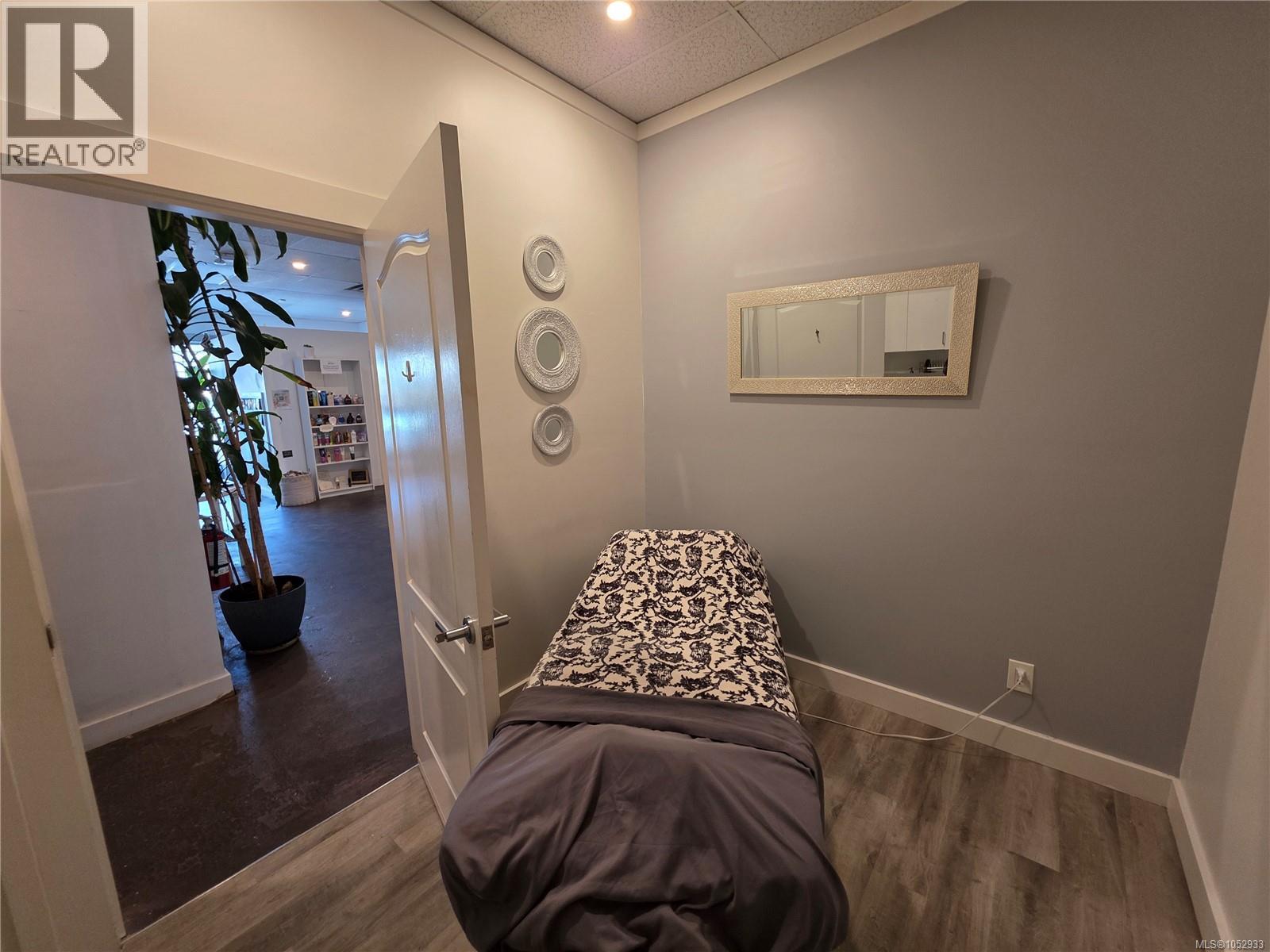 B 3388 Douglas St, Saanich, British Columbia  V8Z 3L3 - Photo 7 - 1052933