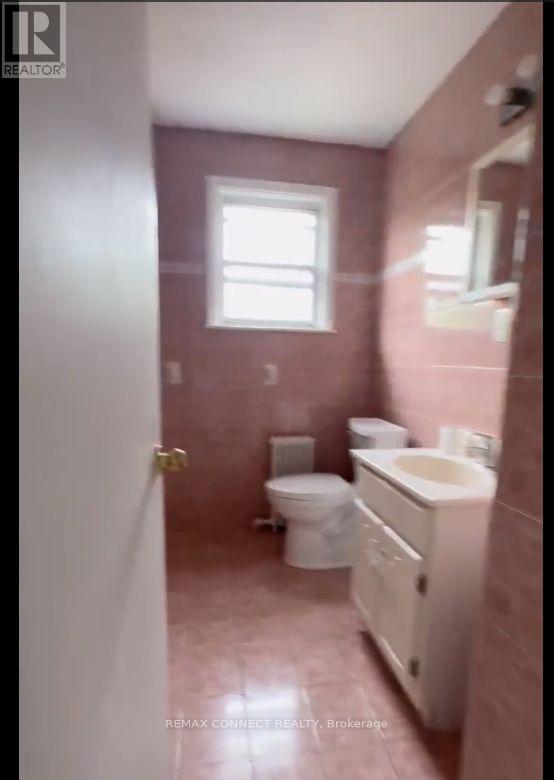 232 Atlas Avenue, Toronto, Ontario  M6C 3P7 - Photo 12 - C14108582